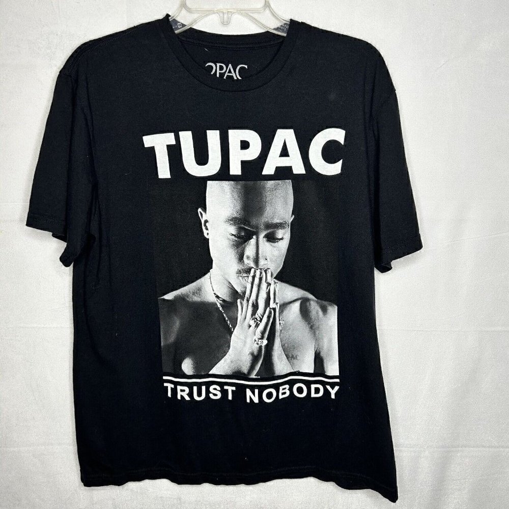 Tupac Trust Nobody T-Shirt Mens MEDIUM Black Graphic Tee 2023 Amura Praying 2Pac